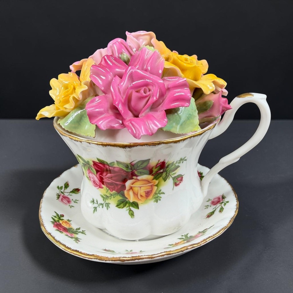 Royal Albert Old Country Roses Musical Teacup Figurine Pink Yellow Flowers NEW